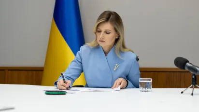 В Україні народжуваність впала до історичного мінімуму через війну — Олена Зеленська - фото