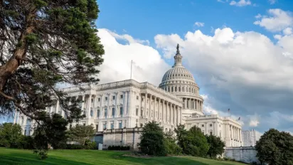 Рейтинг Трампа обвалився: дві причини, що похитнули Білий дім - фото