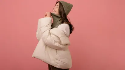 Як врятувати улюблений пуховик від жирних слідів: покроковий алгоритм - фото