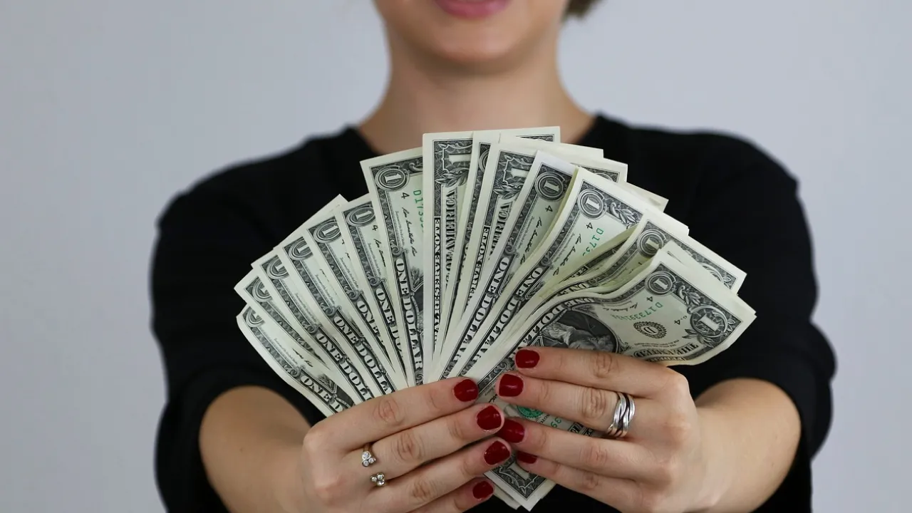 5 ситуацій, які віщують несподівану появу грошей: народні прикмети 