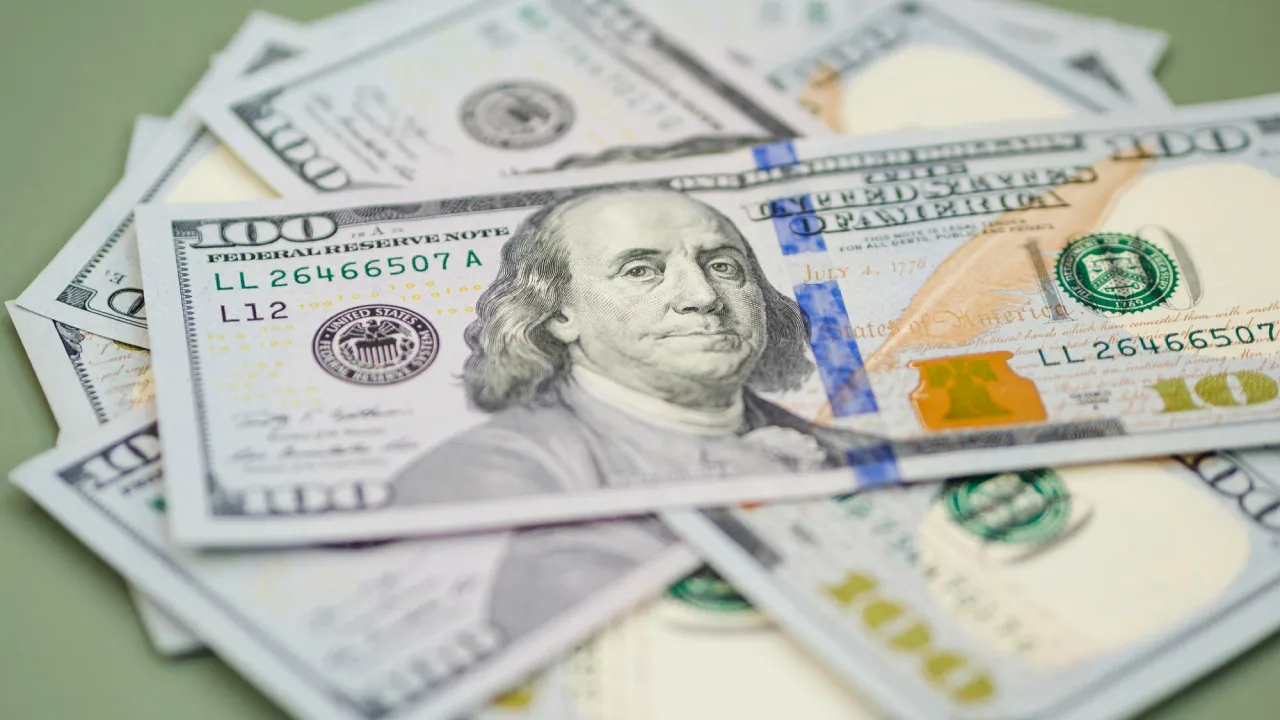 До кінця 2025 року курс зміниться: прогнозовано, скільки коштуватиме долар у грудні 