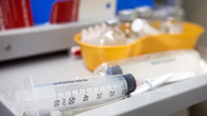 Рівненщина отримає вакцину від ВООЗ: ситуація з поширенням смертельної інфекції погіршилася - фото