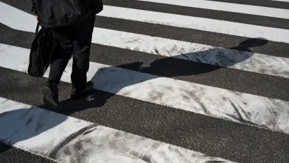 Поліція посилила контроль за пішоходами: які штрафи загрожують за порушення ПДР - фото