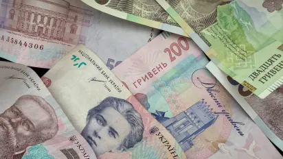 З 1 січня батькам почнуть виплачувати до 12 тис. грн щомісяця: хто отримає гроші - фото