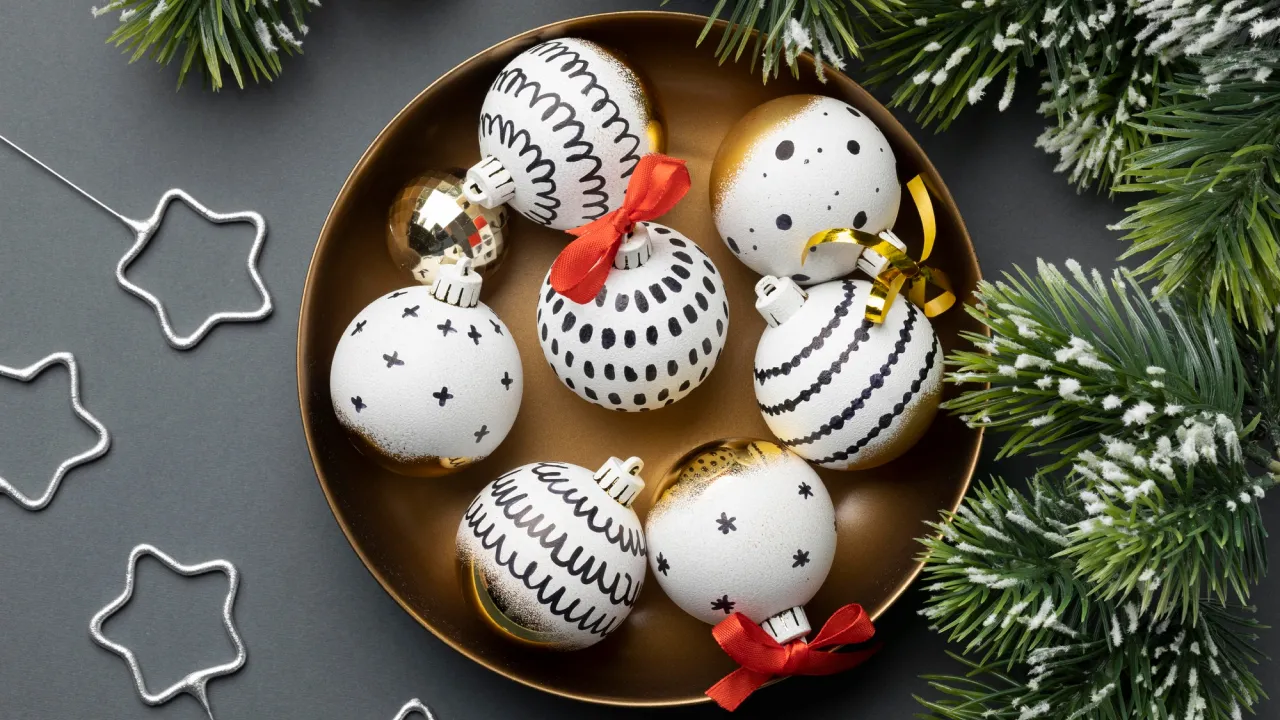 Що не можна вішати на ялинку у 2026 році: рекомендації для року Вогняного Коня 