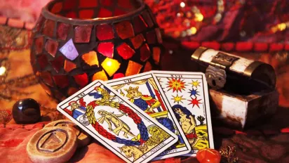 Гороскоп на 3 грудня 2025 року за картами Таро для всіх знаків Зодіаку - фото