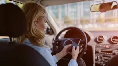 Обман для водіїв шириться мережею: «новий дорожній знак» виявився фейком - фото