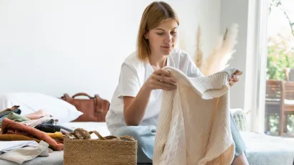 Як прибрати жирну пляму з одягу за 10 хвилин, навіть якщо вона застаріла - фото