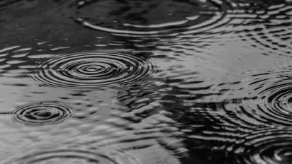 Мокрий сніг, дощі та ожеледиця: якою буде погода в Україні 14 грудня - фото