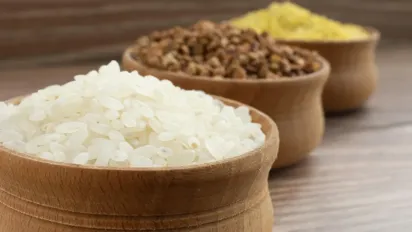 Що робити з крупою перед варінням: яку замочувати, а яку можна відразу в каструлю - фото