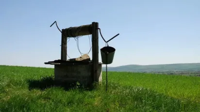 Платна вода з власного двору: чи дійсно в Україні готують податок на криниці - фото