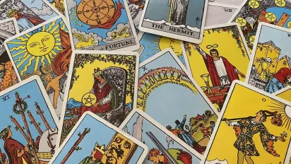 Гороскоп на 23 грудня 2025 року за картами Таро для всіх знаків Зодіаку - фото