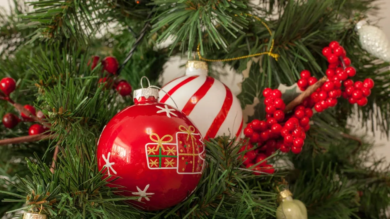 Коли колядувати, щедрувати та посівати за новим календарем: повний графік зимових свят 