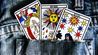 Гороскоп на 24 грудня 2025 року за картами Таро для всіх знаків Зодіаку - фото