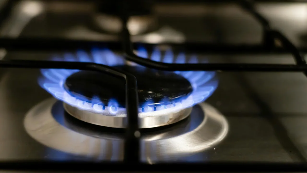 З нового року в Україні будуть нові суми за доставку газу: чому платіжка зміниться не для всі 