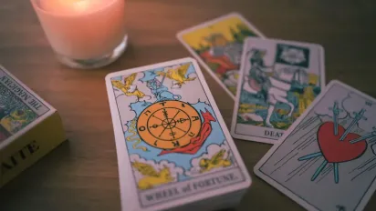 Гороскоп на 29 грудня 2025 року за картами Таро для всіх знаків Зодіаку - фото