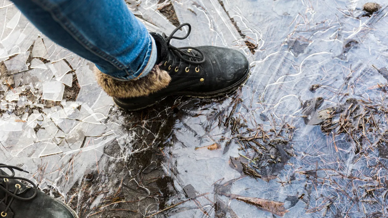 Жовтий рівень небезпеки по всій Україні: що принесе негода 29 грудня 