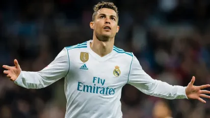 Роналду заявив про бажання пограти в одному клубі із Мессі: де можуть опинитися зірки футболу - фото