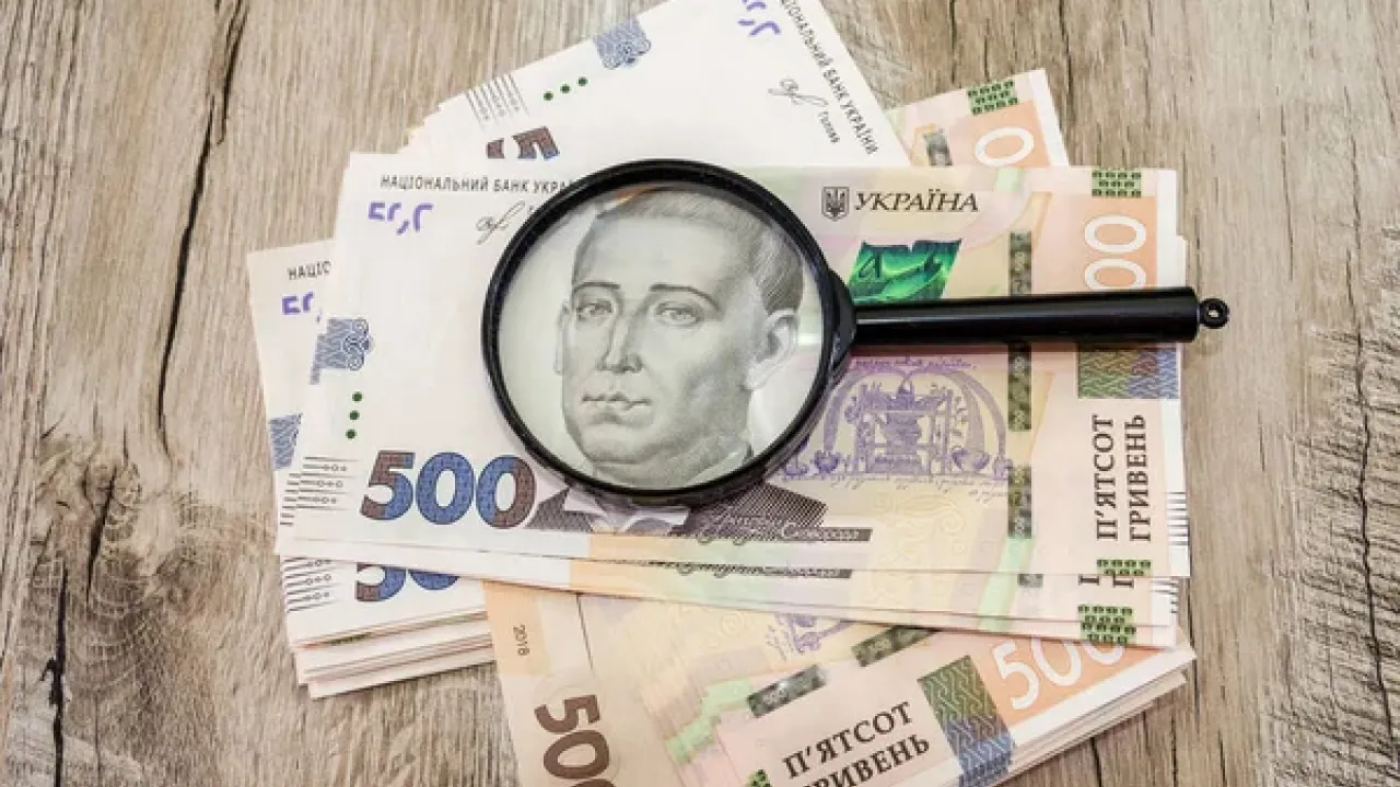 Середня зарплата в Україні зросла, але є нюанс: скільки реально отримують українці 