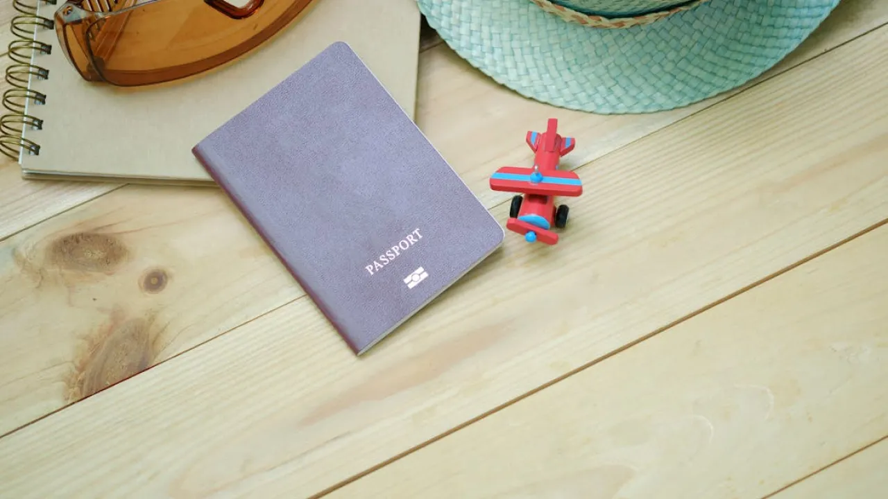 Паспорти українців масово стануть недійсними: кого змусять міняти головний документ у 2026 році 