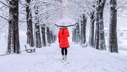 Морози відступають, але готують «сюрприз»: прогноз погоди на вихідні 3-4 січня - фото