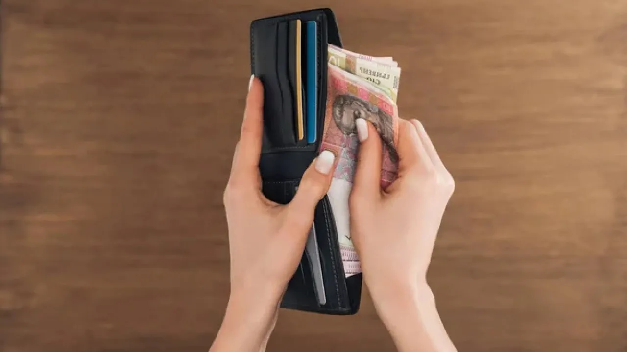 Не чекаючи 60-річчя: хто з українців має право вийти на пенсію раніше 