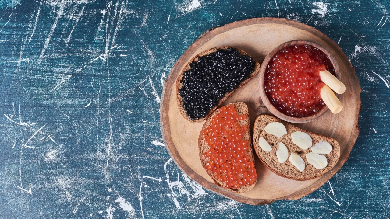 Делікатес за копійки: як перетворити ікру звичайної риби на елітну закуску за 24 години 