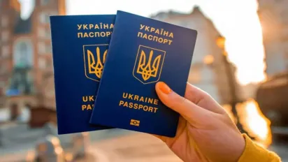 Треба мати ці документи: з’явилось попередження для українців, які виїхали за кордон - фото