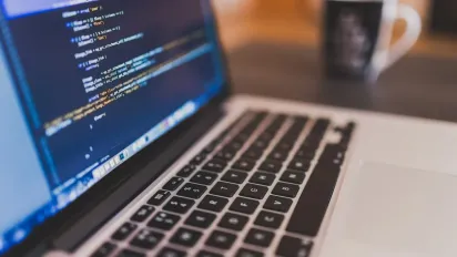 1C — під забороною: Держспецзв’язку заборонила популярну в Україні програму - фото