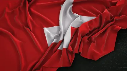 Жив не за коштами: у Швейцарії біженця з України змусили повернути майже 70 тисяч євро соцвиплат - фото