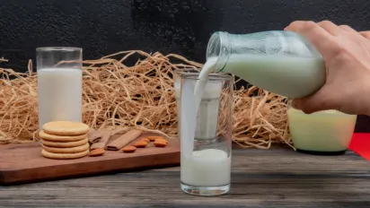 Чому пролите молоко сьогодні обіцяє добрі новини та які заборони не можна порушувати - фото