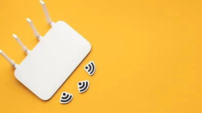 Чому експерти радять вимикати Wi-Fi роутер на ніч та як це змінить ваш ранок - фото