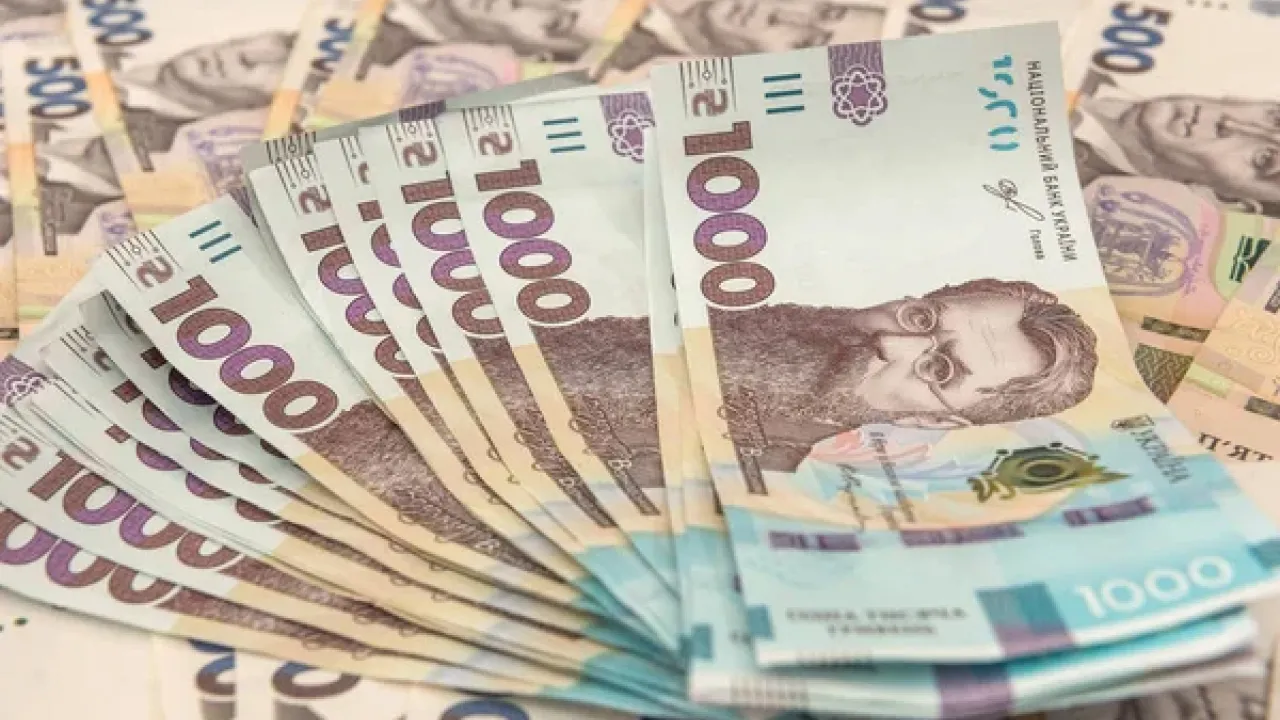 Доплати вчителям у 2026 році: хто отримає 2000, а хто 4000 гривень 