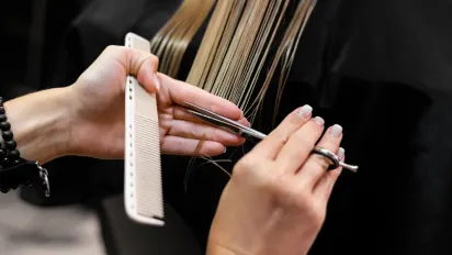 Місячний календар стрижок на лютий 2026: сприятливі та небезпечні дні - фото