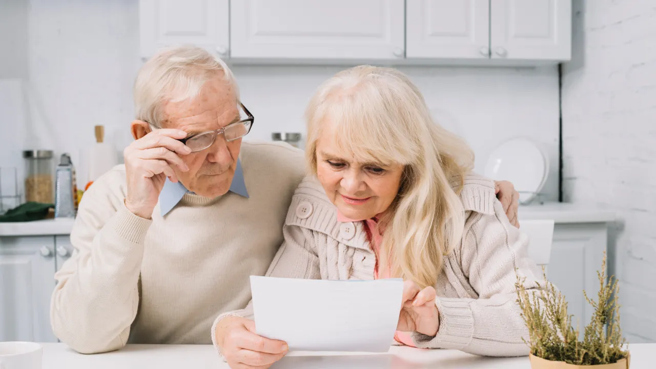 Мінус мільйон за 5 років: чому в Україні стрімко зникають пенсіонери 