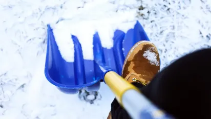 Травми через ожеледицю: як отримати компенсацію та що треба для цього зробити - фото