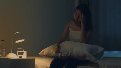 Чому не можна їсти шоколад на ніч: 3 головних причини - фото