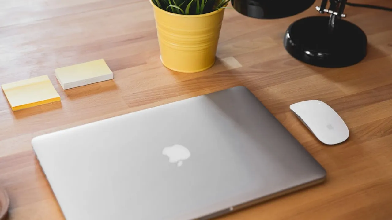 MacBook Pro M5 виходять у лютому 2026: дата та характеристики 