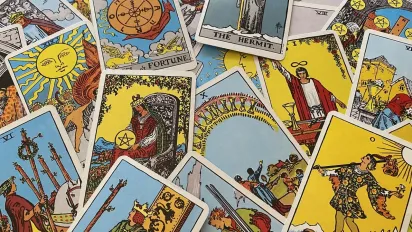 Гороскоп на 5 лютого 2026 року за картами Таро для всіх знаків Зодіаку - фото