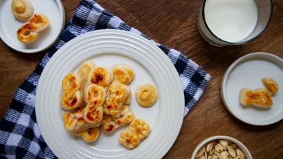 Ліниві вареники по-новому: рецепт з маком і лохиною за 15 хвилин - фото