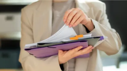 Свідоцтво про народження "зеленого" кольору: кому доведеться терміново замінити документ - фото