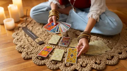 Гороскоп на 9 лютого 2026 року за картами Таро для всіх знаків Зодіаку - фото