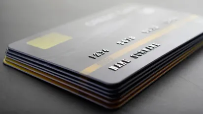 До 25 лютого на карти надійдуть гроші: хто з українців отримає від 4500 гривень - фото