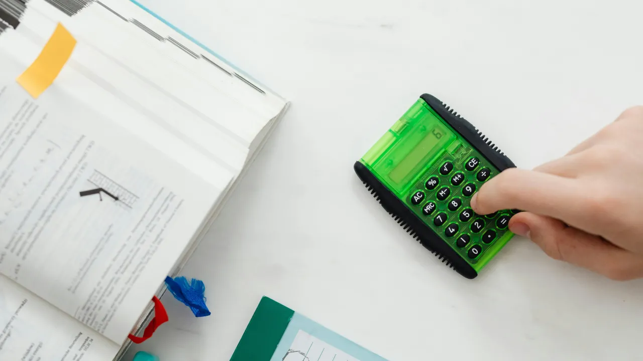 Як повернути гроші за навчання: держава компенсує 18% витрат 