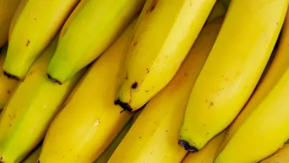 Які фрукти не підвищують цукор у крові: відповідь дієтологів - фото