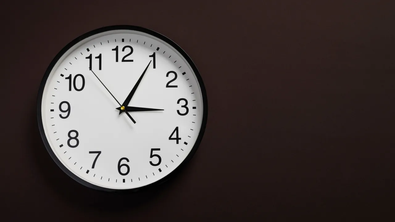 Перехід на літній час 2026: коли Україна та світ переведуть годинники 