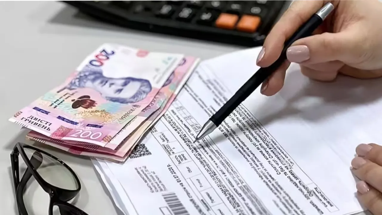 Комуналка 2026: чи справді кількість прописаних впливає на суми в платіжках? 