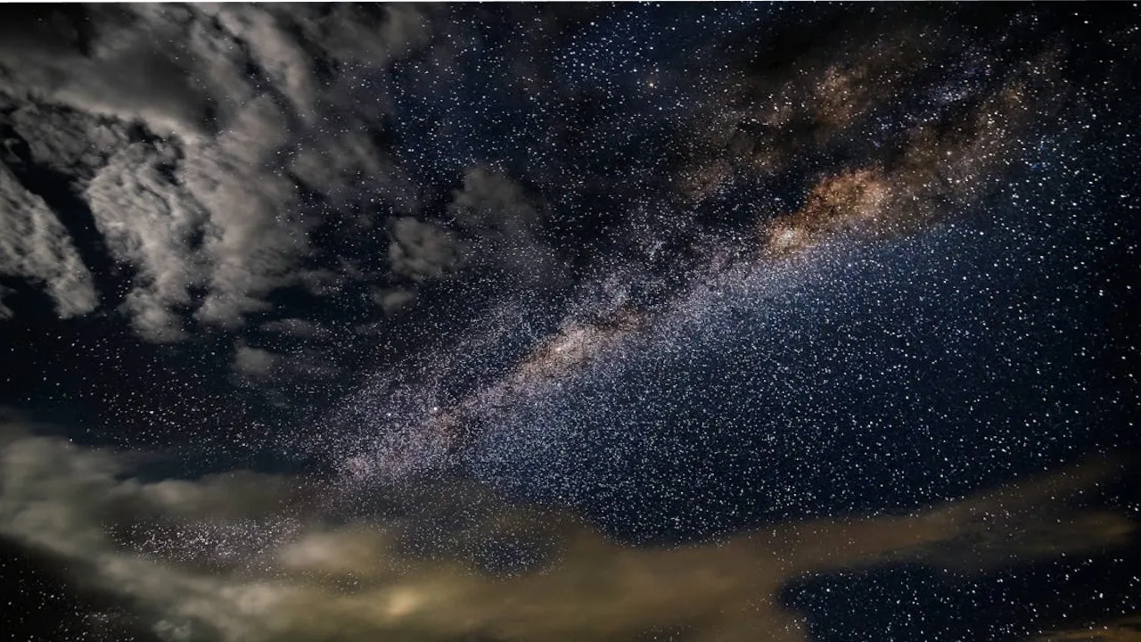 Три знаки Зодіаку ось-ось увійдуть у період випробувань: як не зламатися та знайти вихід 