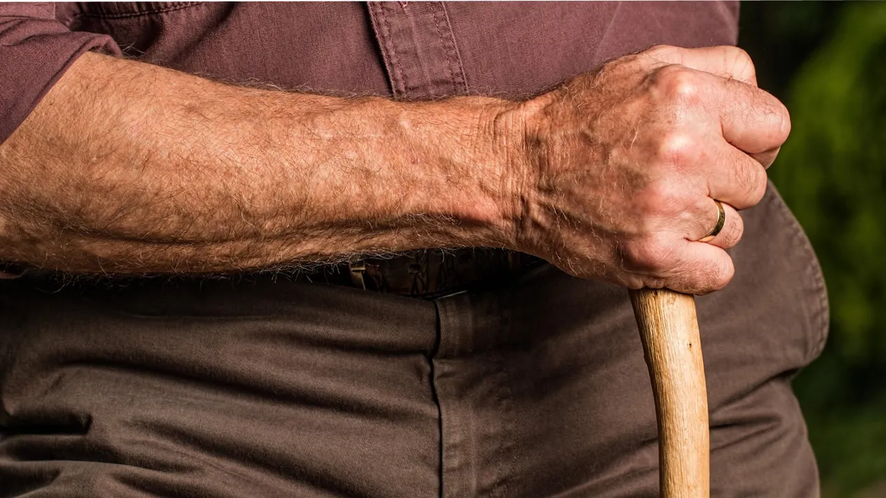 Перерахунок пенсій після 65 років 2026: кому доплатять автоматично 