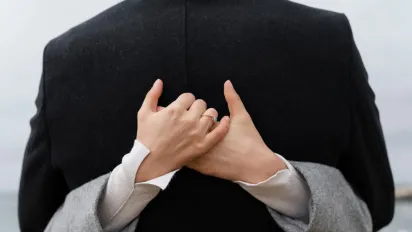 Прощена неділя: як правильно просити пробачення та чи обов'язково всім прощати - фото